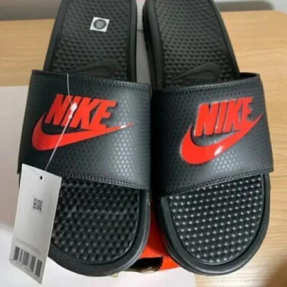 113.L, NEW Nike Benassi Slides- Black/Red- US 13 Men's - Picture 1 of 4